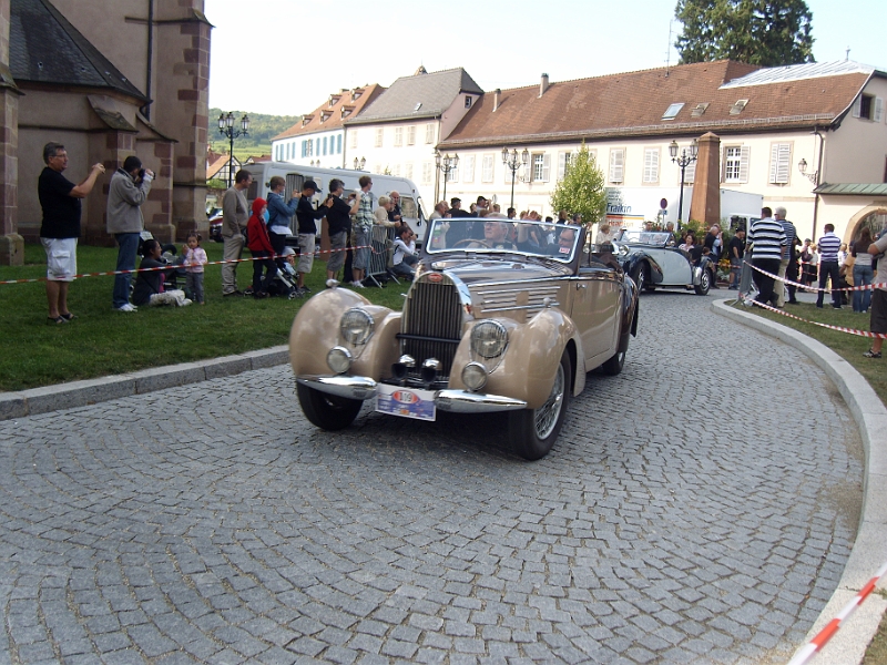 Bugatti - Ronde des Pure Sang 027.JPG
